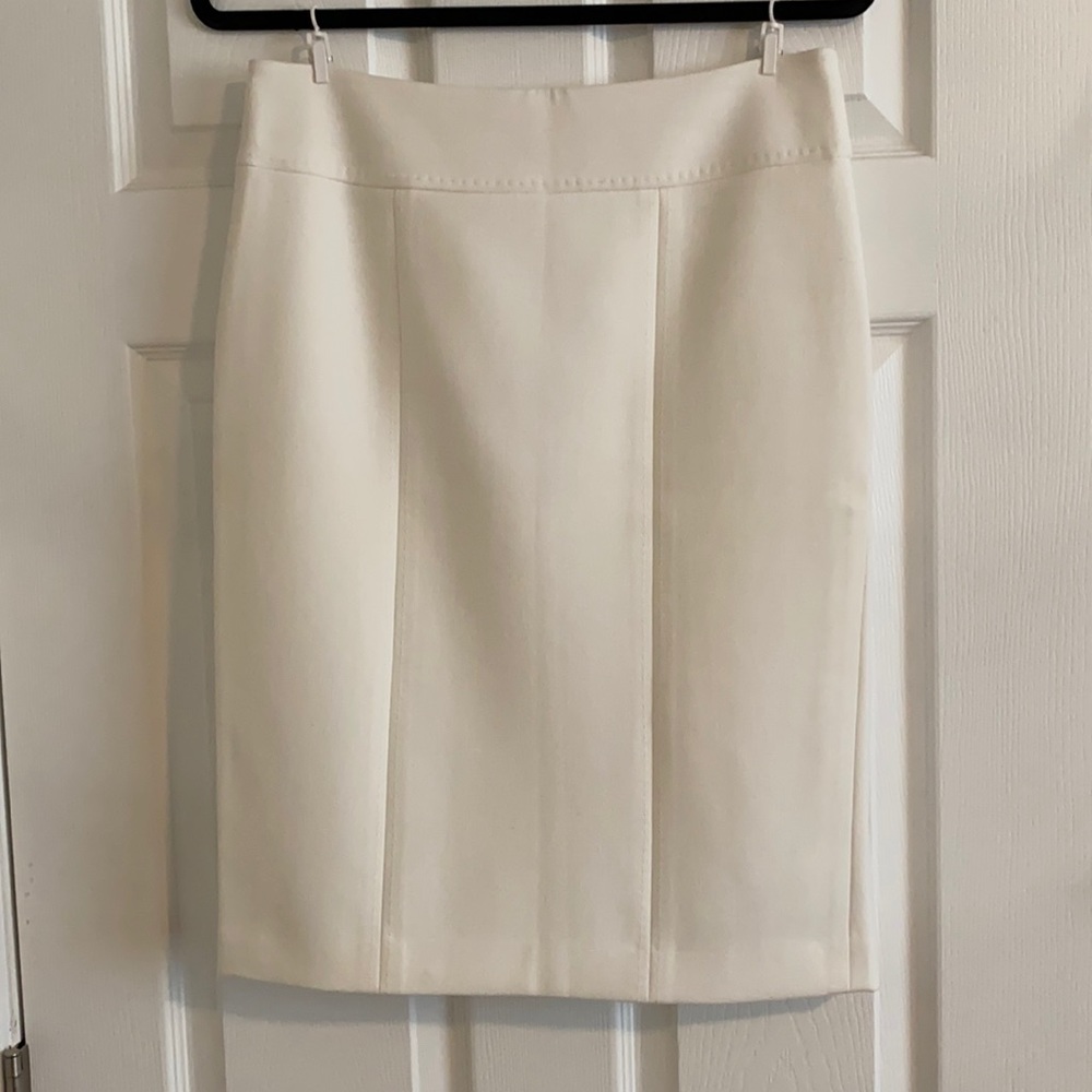 BCBGMAXAZRIA Cream Pencil Skirt